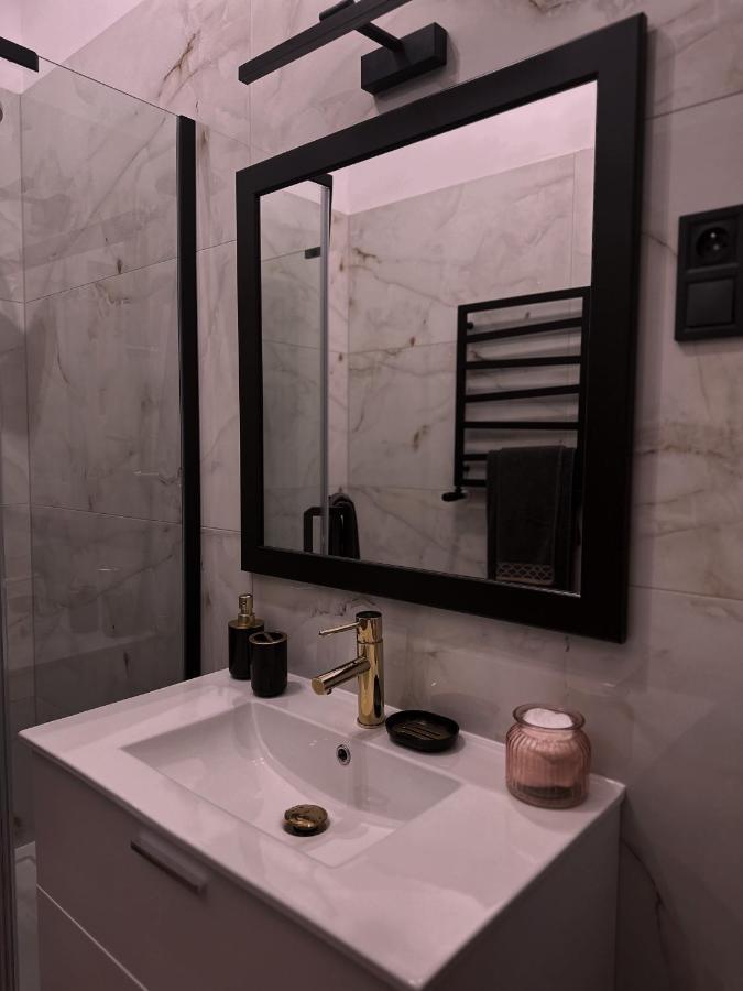 Loft Przy Placu Niepodleglosci Apartman Jelenia Góra Kültér fotó
